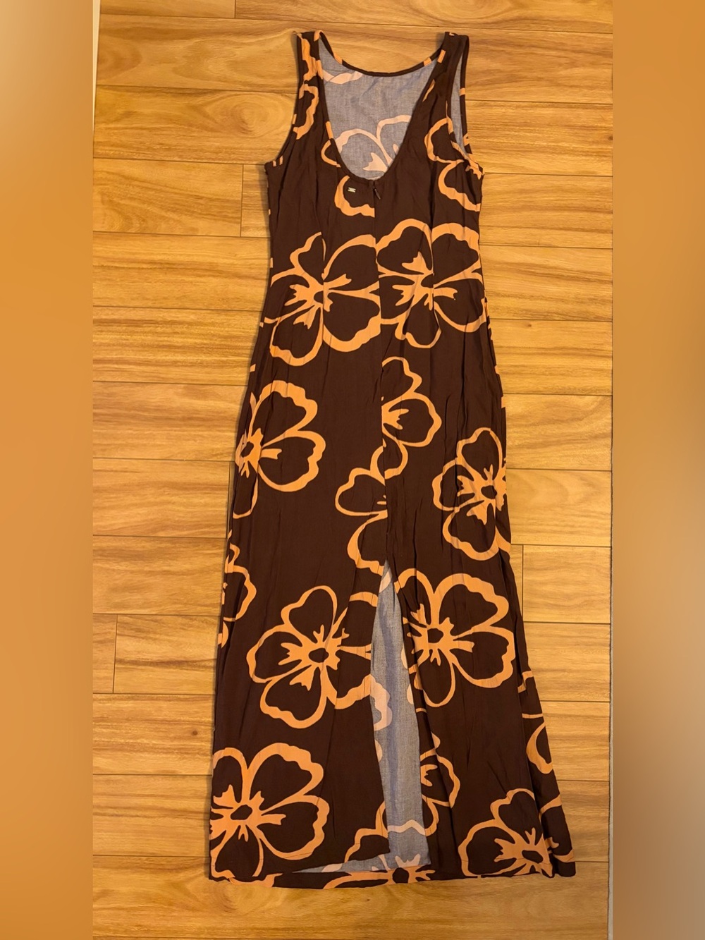 Billabong Brown Maxi Dress with Orange Floral Print - Picture 6 of 6